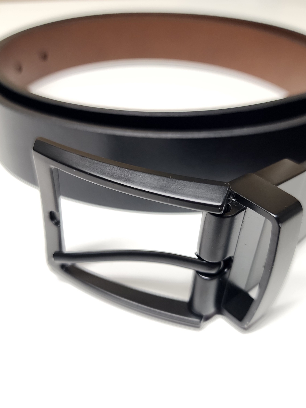 Swiss Gear Men's Black Leather Reversible Dress Belt